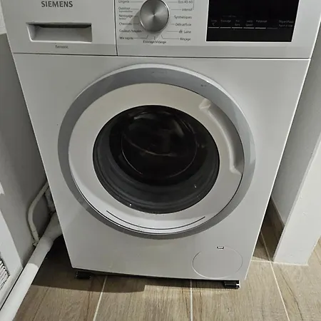 Chic Climatise Avec Vue Et Piscine A 100m Du Mole Apartmán